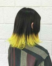 استفاده از رنگ های فانتزی مانند زرد بر روی موی مشکی ، ترند سال